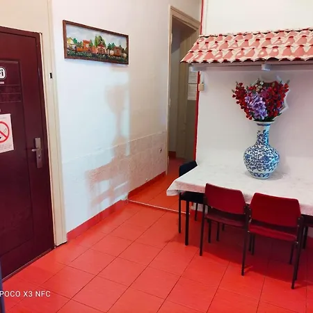 Sobe Sa Sopstvenim Kupatilom Private Bathroom In Center بيت ضيافة *