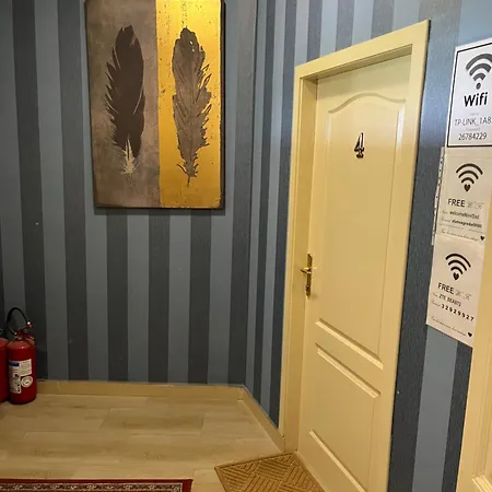 بيت ضيافة Sobe Sa Sopstvenim Kupatilom Private Bathroom In Center