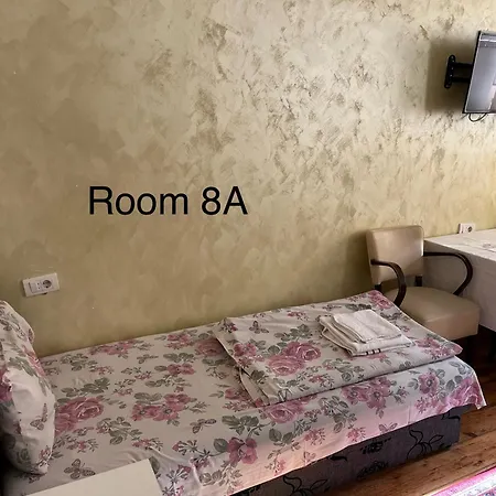 Sobe Sa Sopstvenim Kupatilom Private Bathroom In Center بيت ضيافة نوفي ساد