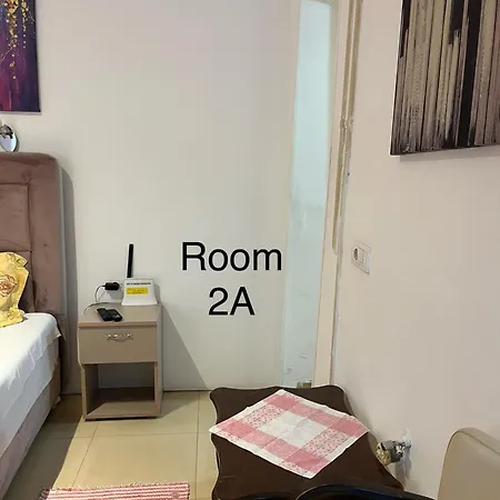 بيت ضيافة Sobe Sa Sopstvenim Kupatilom Private Bathroom In Center