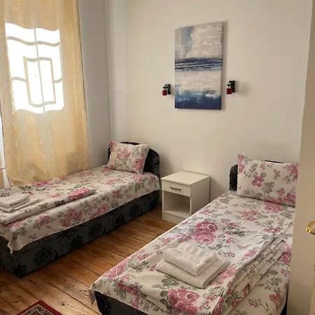 Sobe Sa Sopstvenim Kupatilom Private Bathroom In Center * نوفي ساد