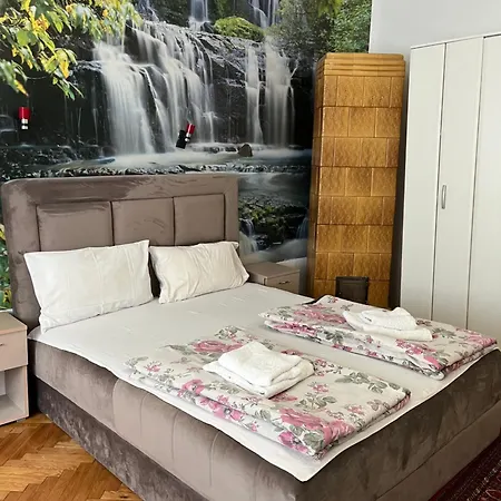 بيت ضيافة Sobe Sa Sopstvenim Kupatilom Private Bathroom In Center